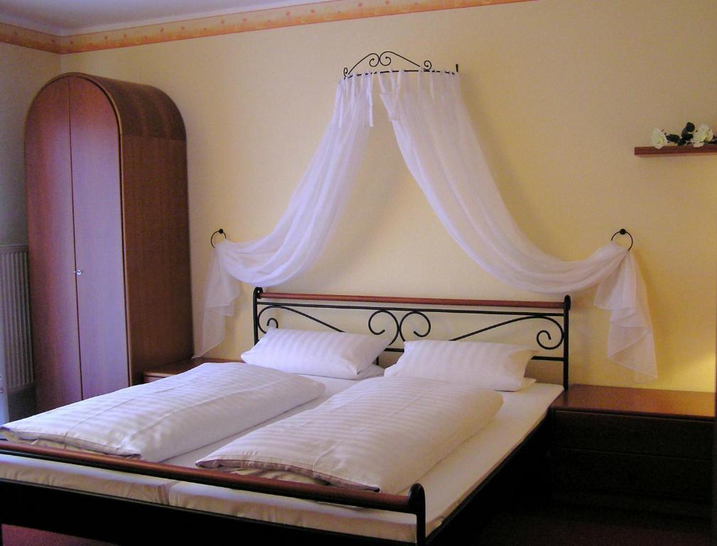 Hotel Pfaffenhof Lich Bilik gambar